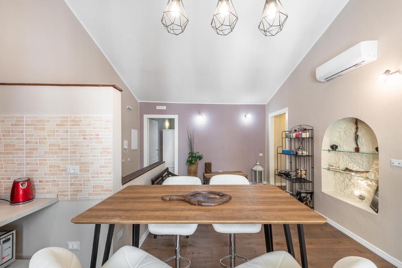 Promenade Boutique Rooms - City Centre Cagliari Exterior foto